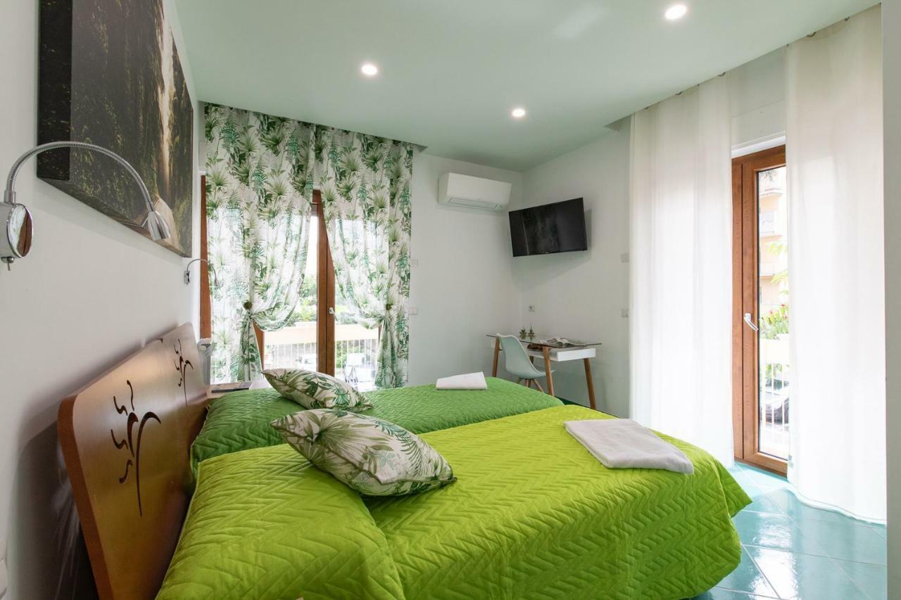 Madima Apartment Sorrento Bagian luar foto